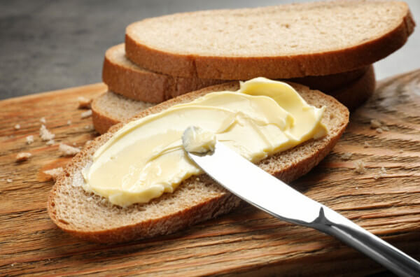 хліб з маслом