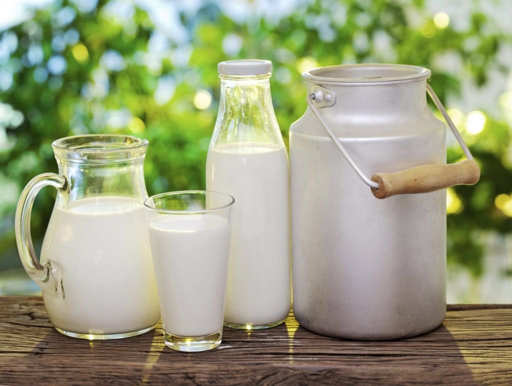 кефір класичний молочний продукт